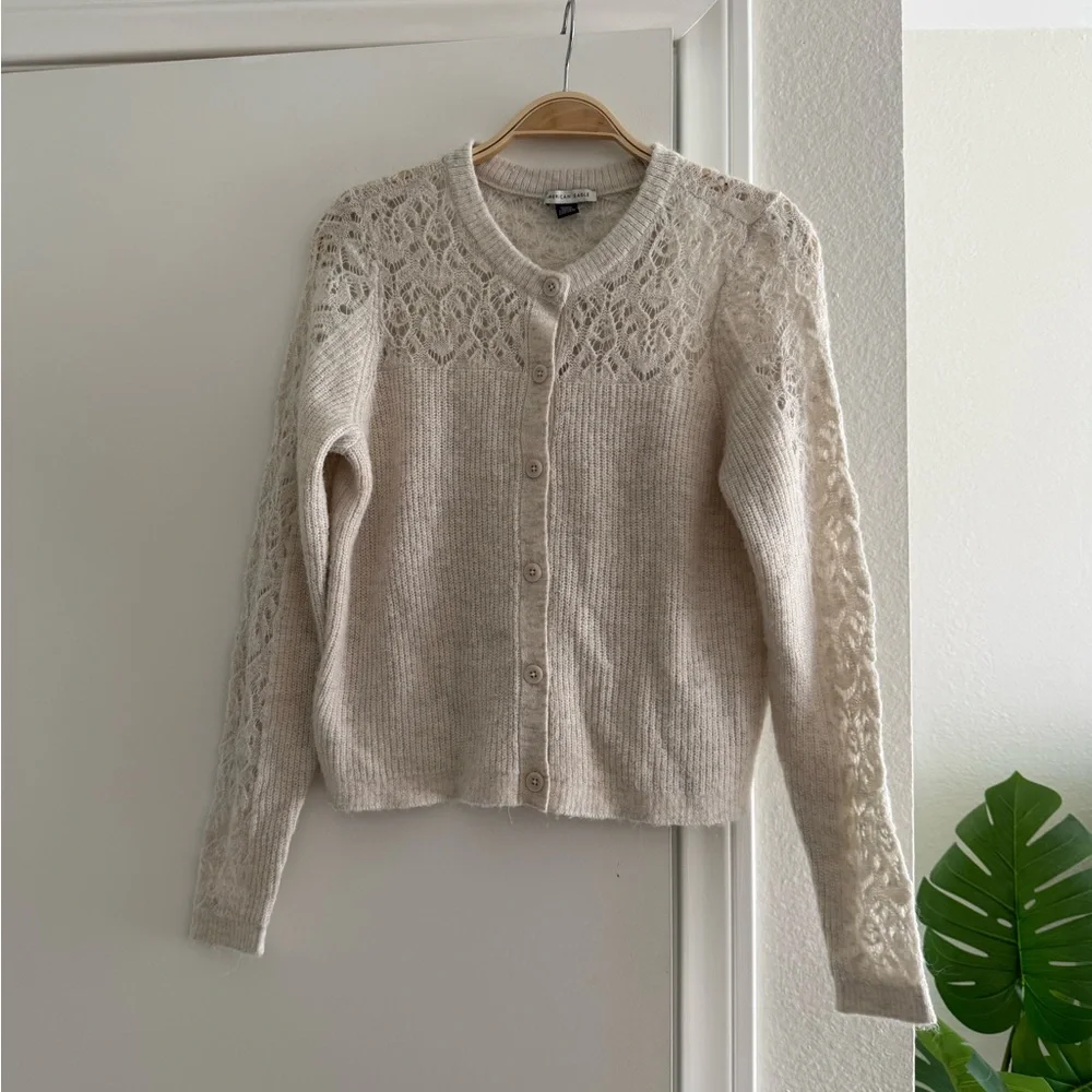 American Eagle Outfitters this elegant